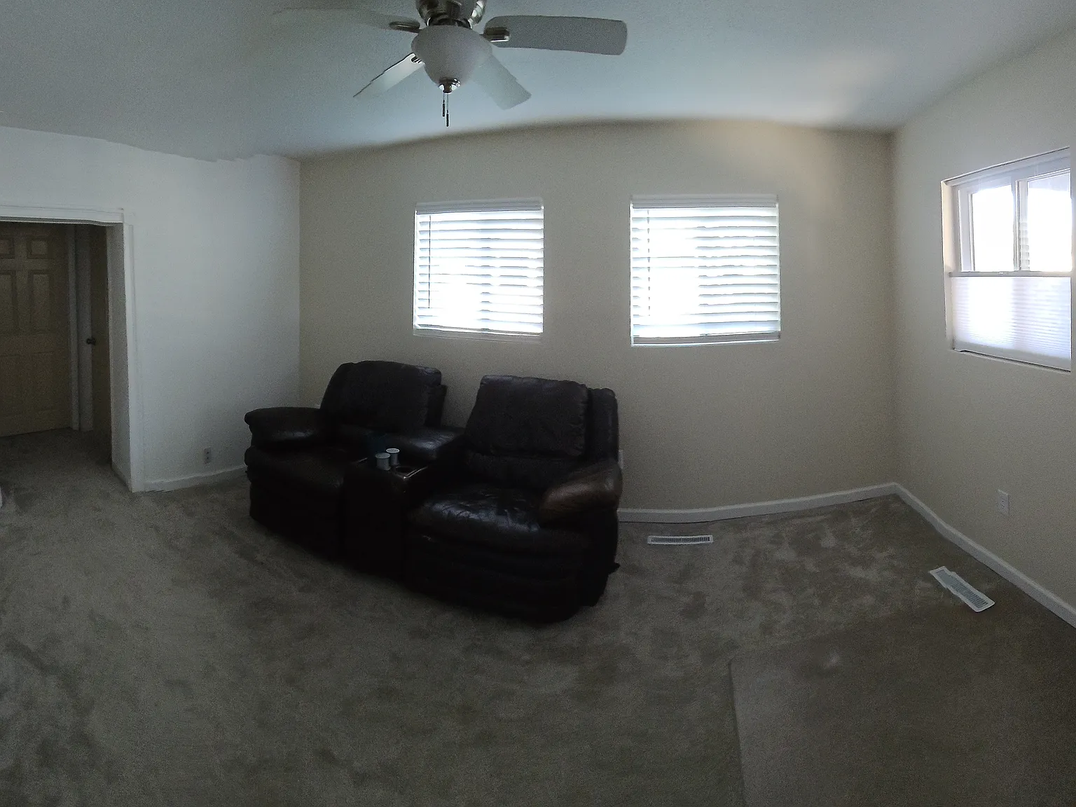 2 bed, $700 — Photo 4