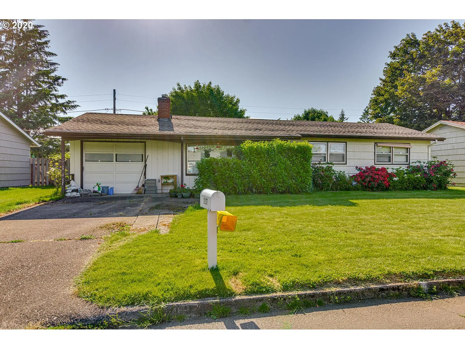 2137 SE 180th Ave photo 1