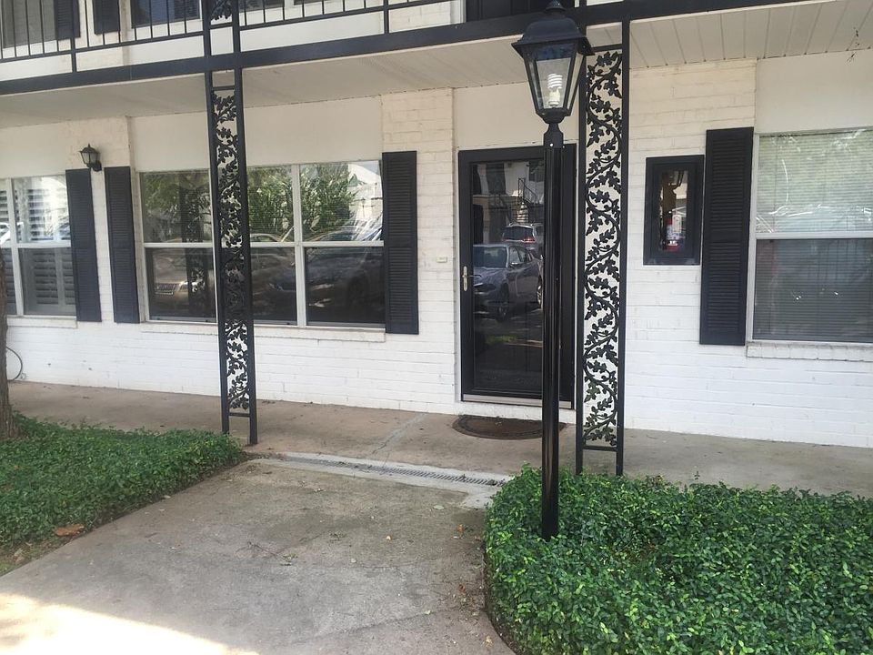 2nd image of 4009 Old Shell Rd APT D13
