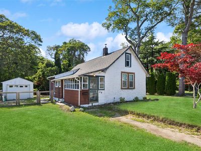 88 Cliff Avenue, Sayville, NY, 11782