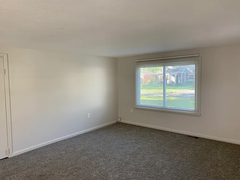 2024 Birkdale Rd — Photo 5