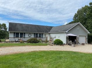 17715 N 2420th St, Marshall, IL 62441