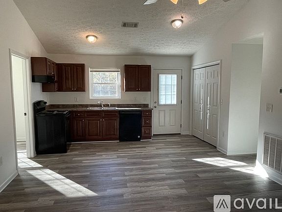 2nd image of 1150 Rosella Dr