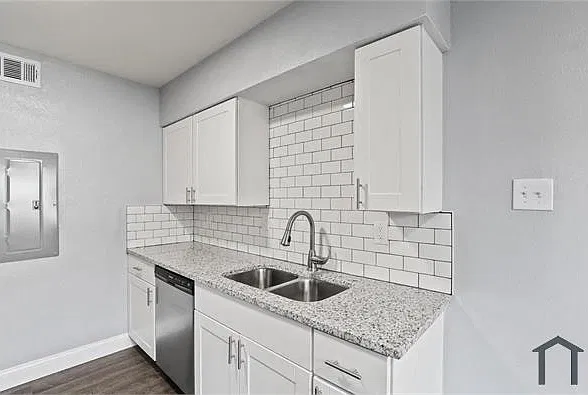 1 bed, 862 sqft, $1,380 — Photo 4