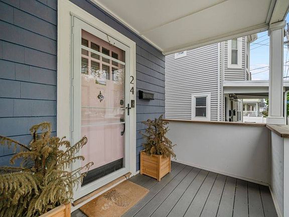5th image of 24 Wigglesworth St