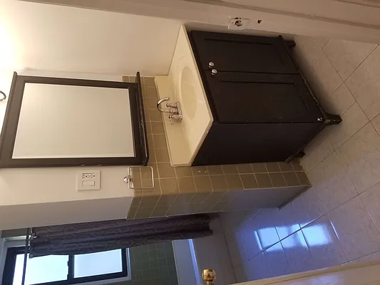 Rented by Building Equity Real Estate LLC | media 17