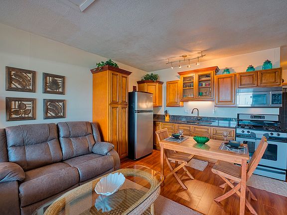 5th image of 355 Kalanianaole Ave APT 304