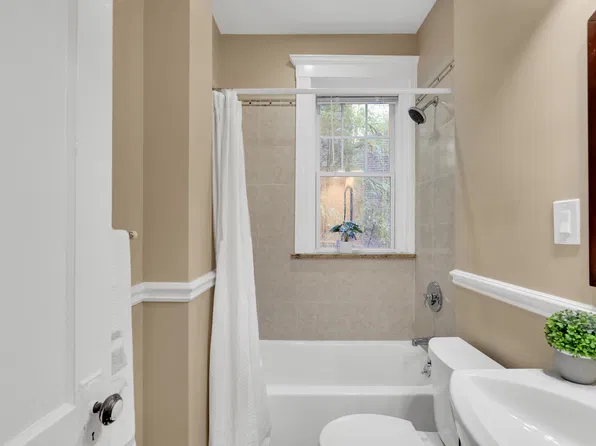 19-21 Shepard St #3, Cambridge, MA 02138