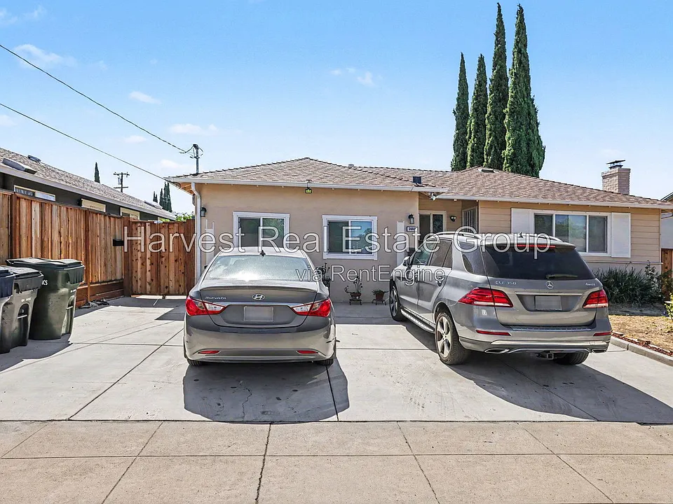 3663 Madeira Way