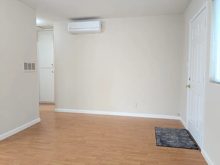 7327 Starward Dr — Photo 10