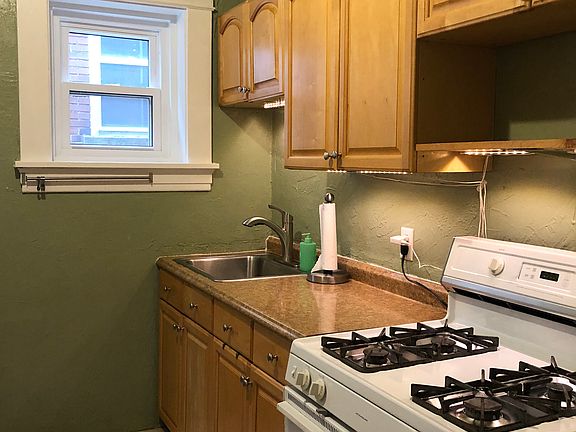 5th image of 1104 Louisville Ave #1