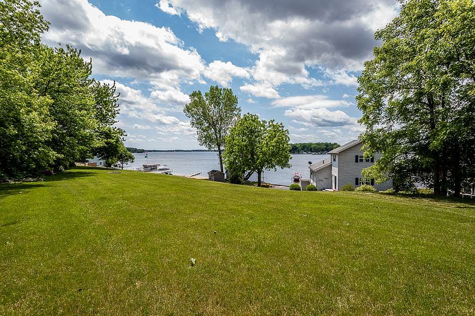 6115 W Us Highway 223 Manitou Beach, MI, 49253 Apartments for Rent