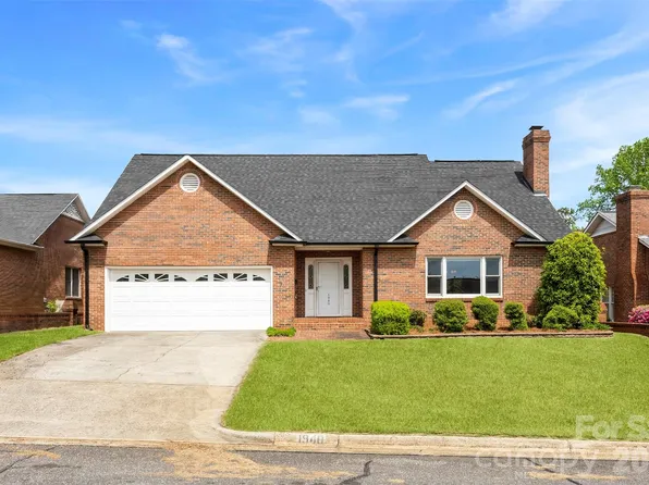 1940 Wexford Ct, Gastonia, NC 28054
