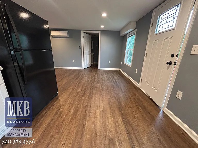 811 Montvue Rd — Photo 11