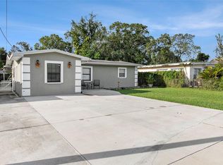 2106 W Burke St, Tampa, FL 33604