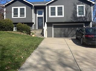 420 Rees St, Leavenworth, KS 66048