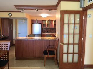 120 Bayview Dr #616, Sunny Isles Beach, FL 33160
