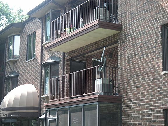 2nd image of 13531 S Lamon Ave #206