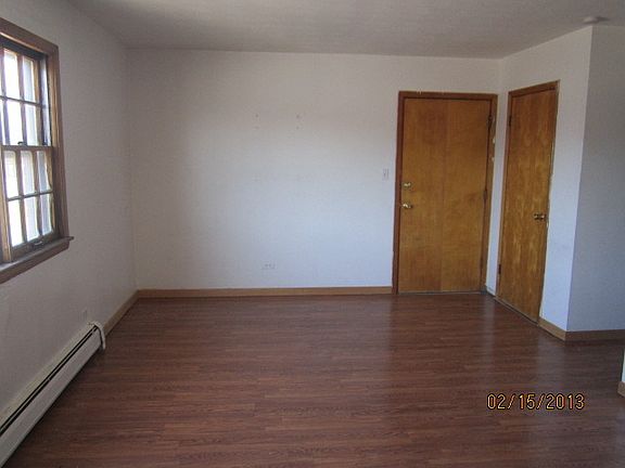 4th image of 3117 Laramie Ave #2C