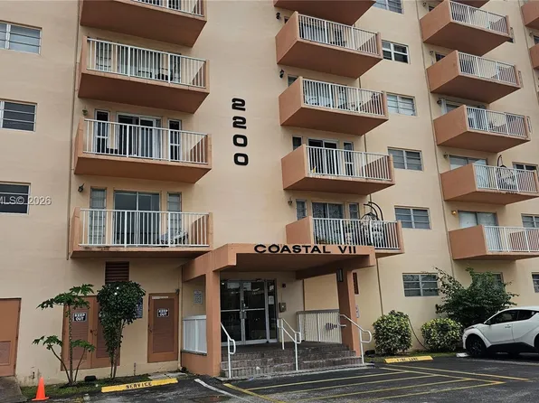 2200 E Hallandale Beach Blvd, Hallandale, FL