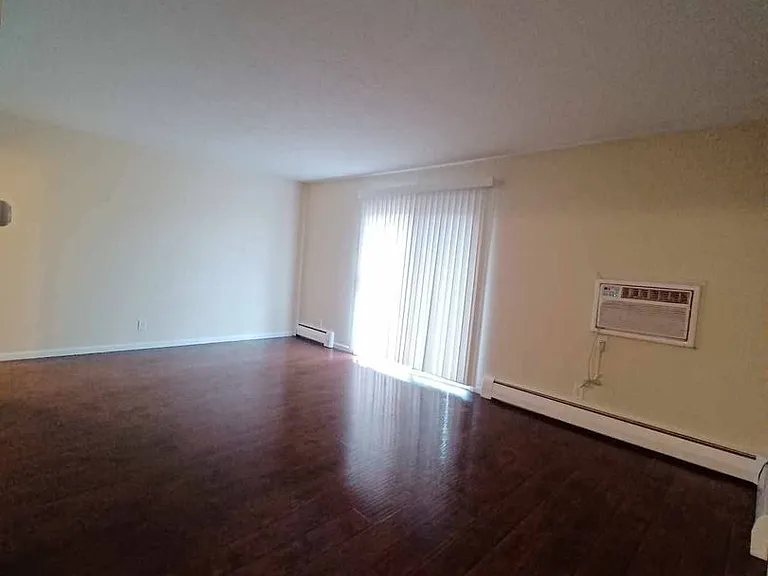 3124 Meriday Ln — Photo 4