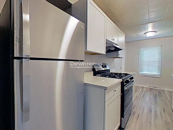 5th image of 3416 N Leroy Ave