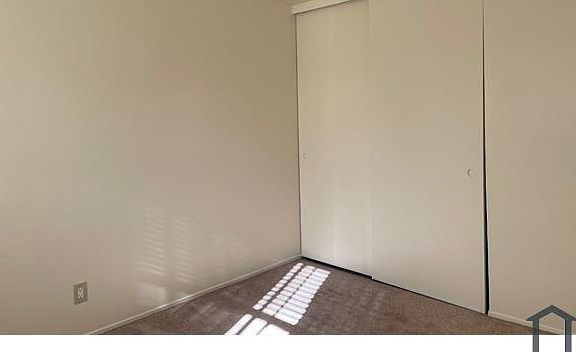 5th image of 1285 Macarthur Blvd APT 8