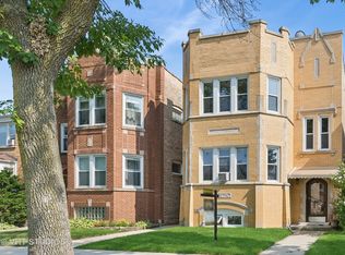 6247 W Raven St, Chicago, IL 60646