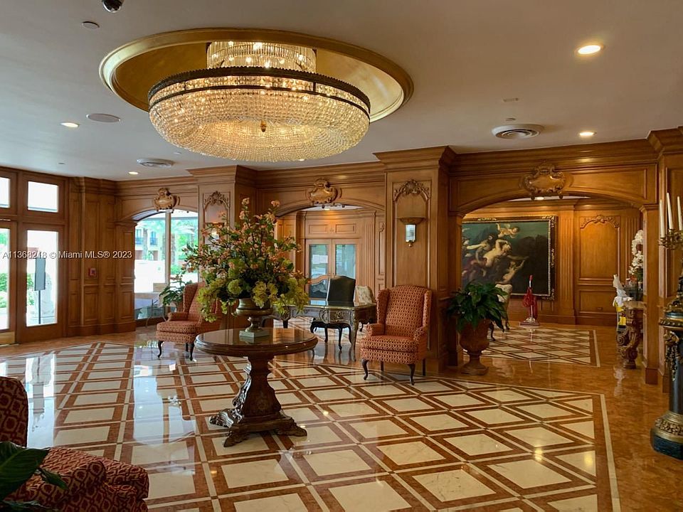 1st image of 700 Biltmore Way APT 1214