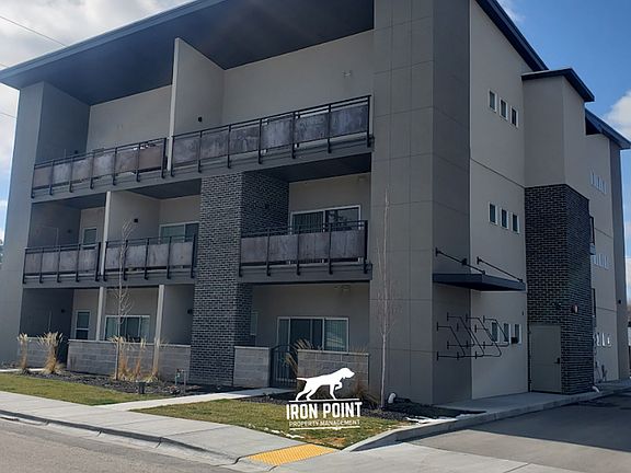2nd image of 3940 W Overland Rd #302