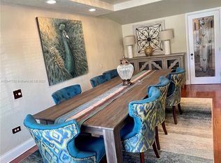 2825 Acapulco Dr, Miramar, FL 33023