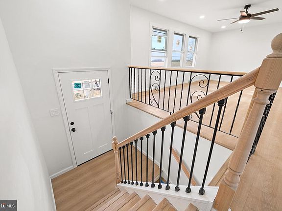 2nd image of 26 Nicholas St