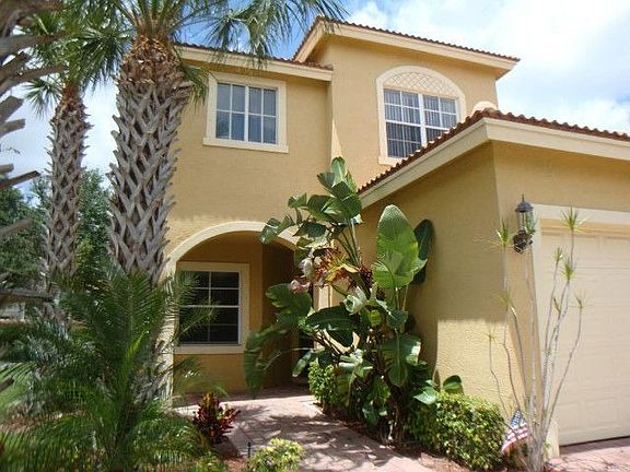 2nd image of 10235 Isle Wynd Ct