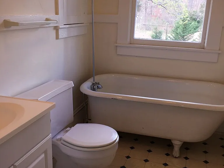 218 Tate St #2 — Photo 7