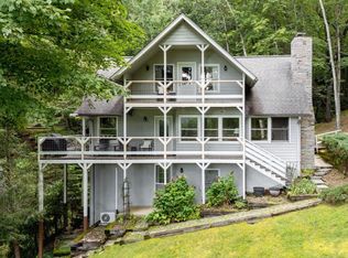 40 Blackberry Trail, Sapphire, NC 28774