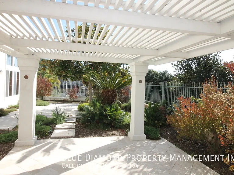 1763 Blackbird Cir — Photo 13
