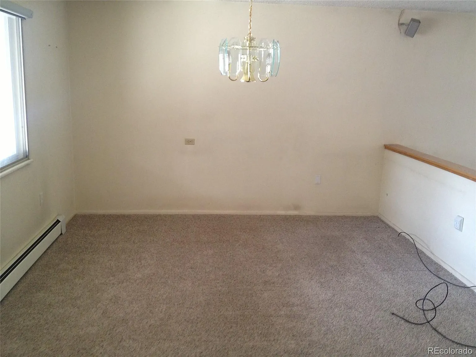 5 bed, 2.0 bath, 2402 sqft, $2,895 — Photo 3