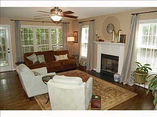 3rd image of 745 Southwick Ave
