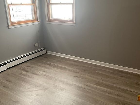 4th image of 12716 Winchester Ave APT 2E