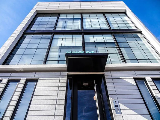 Rented by Miron Realty Group | media 74