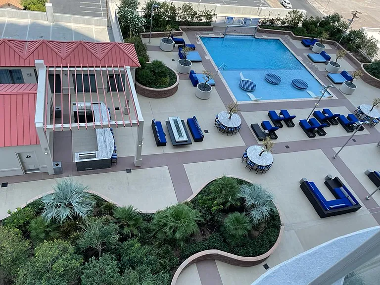200 W Sahara Ave #1112 — Photo 43