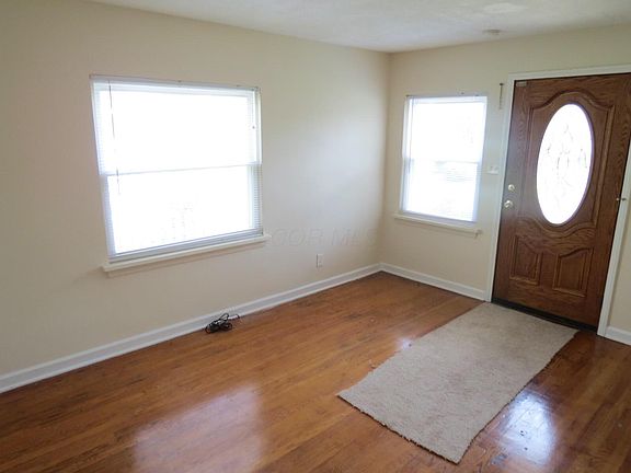3rd image of 2741 Thorndale Ave