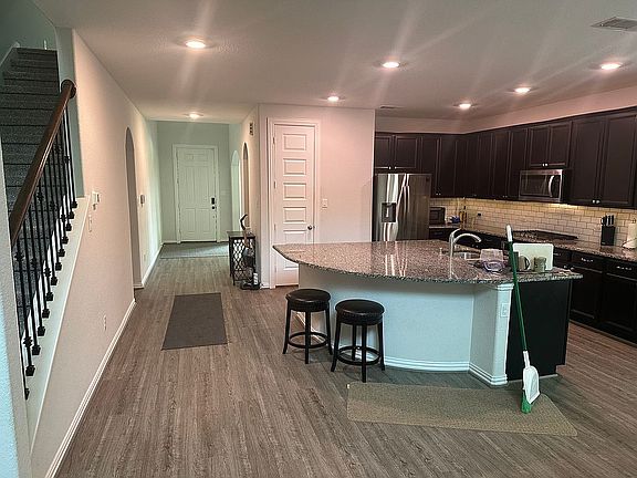 2nd image of 149 Bluebell Woods Way