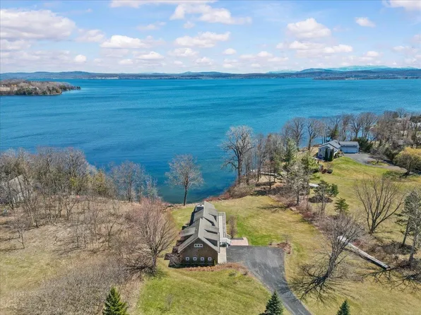 25 Pearl Bay Lane, Grand Isle, VT 05458