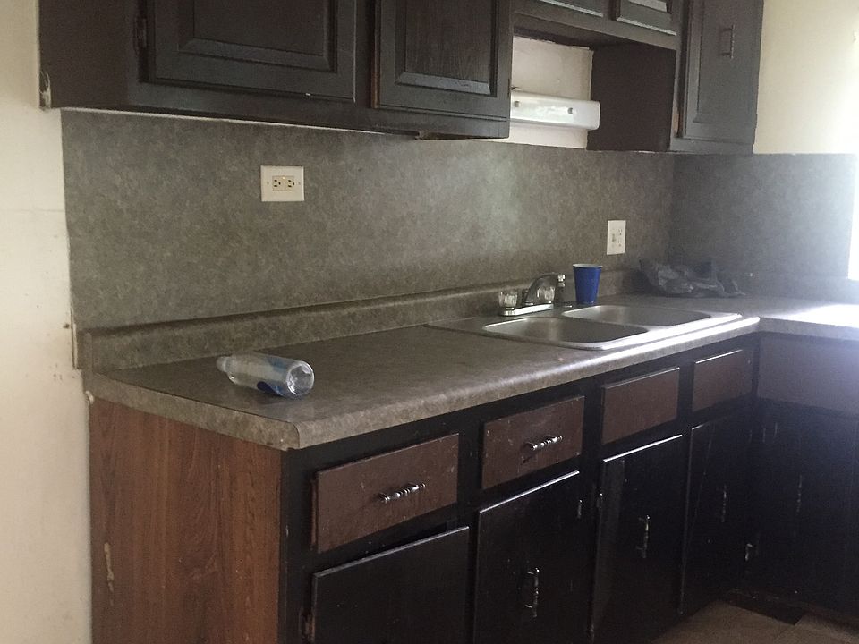 2nd image of 4926 San Joaquin Dr
