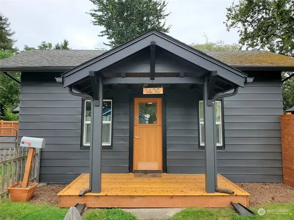 1409 W Illinois Street, Bellingham, WA 98225