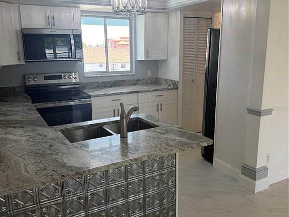 4th image of 2735 MAGDALINA DRIVE #2