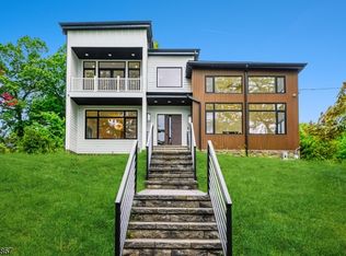 6 Cambridge Dr, Short Hills, NJ 07078