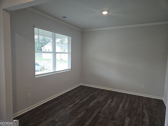 5th image of 306 Thompson Ridge Ln
