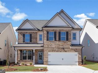 932 Homepark Cir, Buford, GA 30518